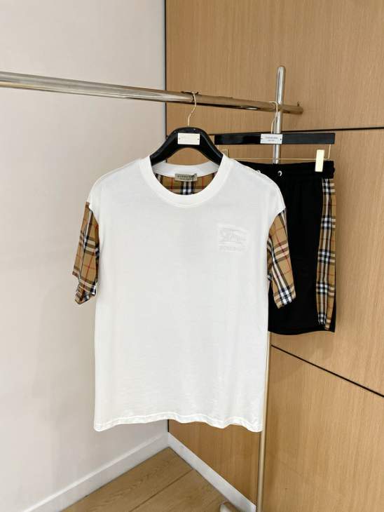 Picture of Burberry Shirt Pant Suits _SKUBurberryM-3XLkdtr31320413